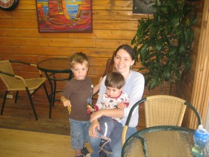 Sarah with sons Alec & Owen